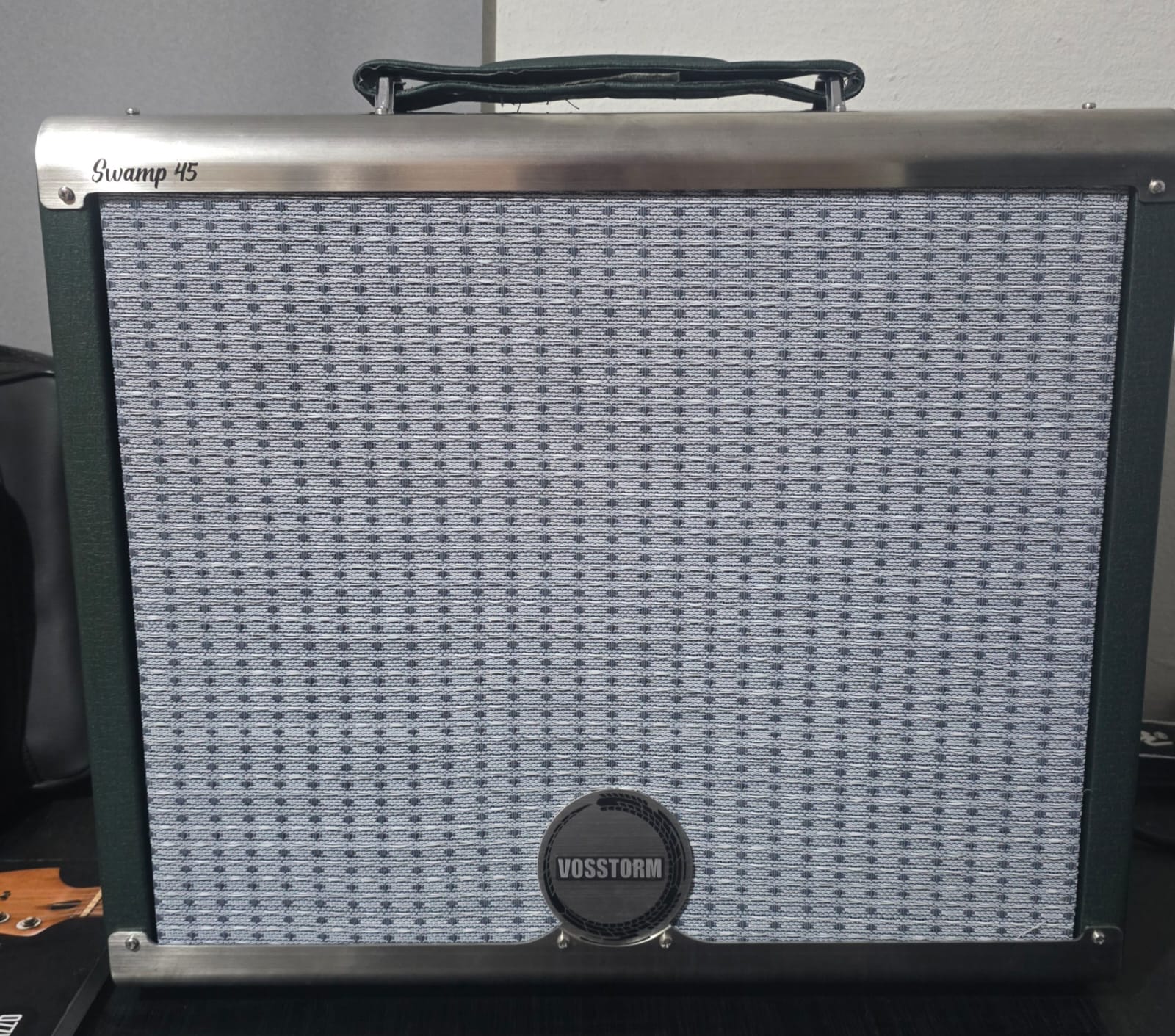Amplificador Combo FRFR Vosstorm Swamp 45 – 250 W, 4 alto-falantes de 5 polegadas, compacto e portátil