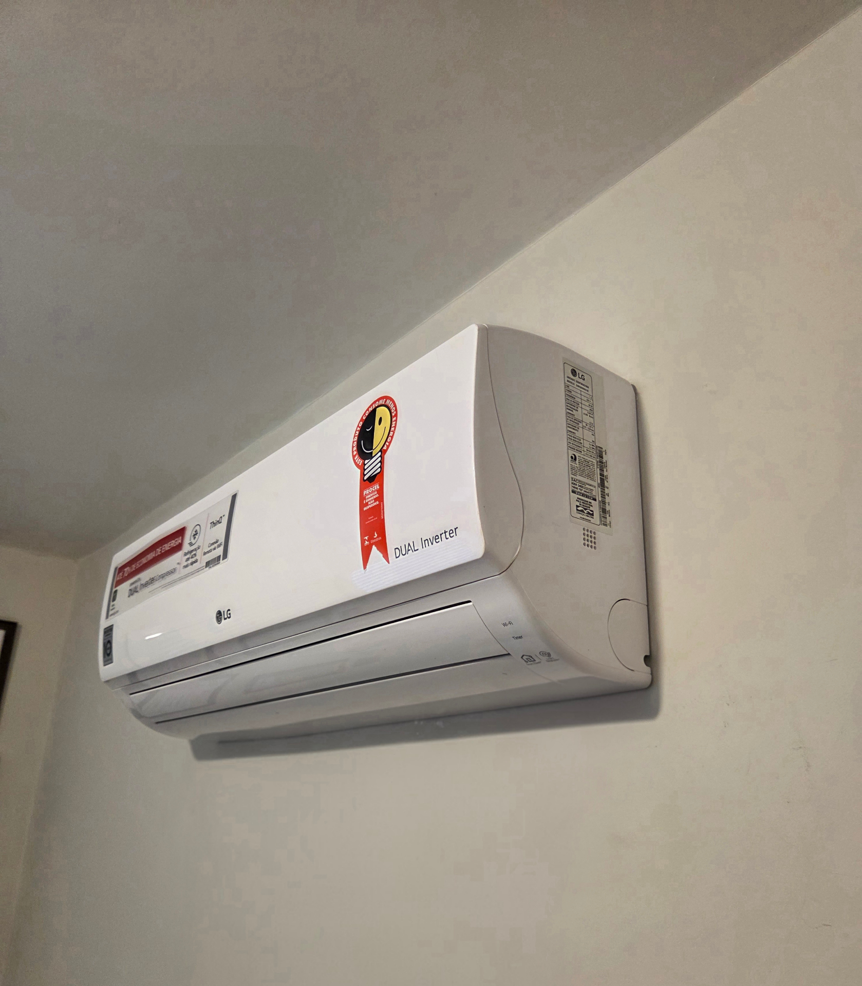 Ar condicionado LG ThinQ Dual inverter Voice/Alexa 9.000Btus